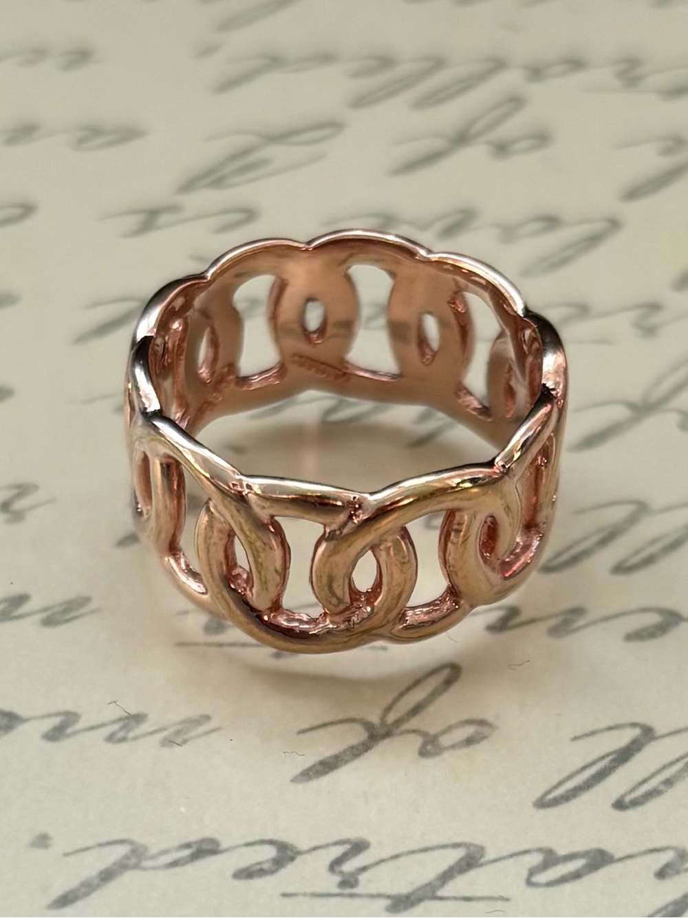 Rose Gold plated Sterling Silvwr Interlocking Chain Band Ring - Size 8